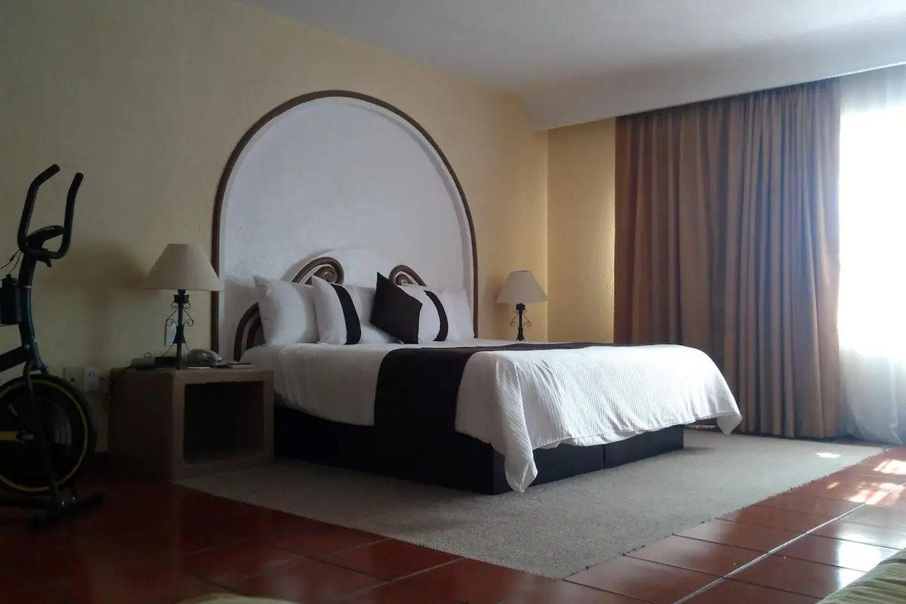Hotel Real De Minas Tradicional เกเรตาโร ภายนอก รูปภาพ